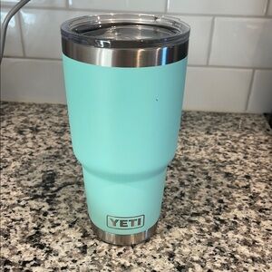 Yeti Rambler 30 oz